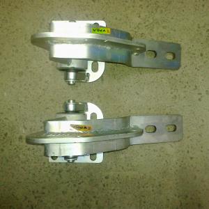 Петля капота левая  4320Я8-8407011