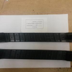 Ручка двери внутренняя левая (бескапотные кабины)  330-6105173