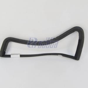 Уплотнитель поворотного стекла  330-6103123