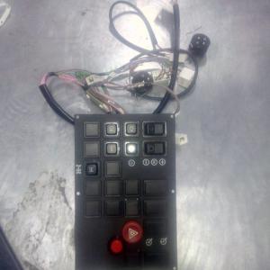 Щиток выключателей  63704-3805015