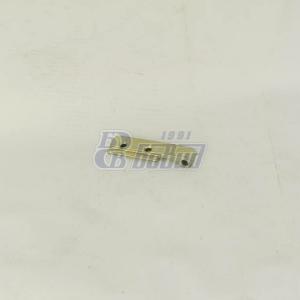 кронштейн оси панели облицовочной правый в сборе (ПАО КАМАЗ) 63501-8407010