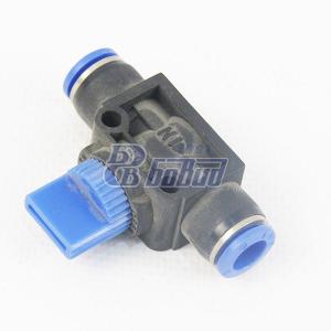 Фитинг прямой с краном 8 мм втм