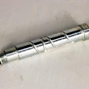 Ось крепления стабилизатора с гайкой 6430-5001722