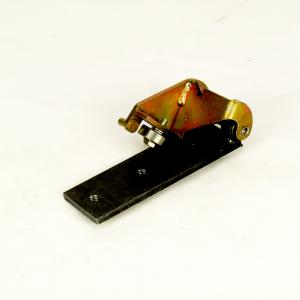 Механизм открывания боковой двери средней направляющей 2705-0-6426150-10 (ГАЗ)