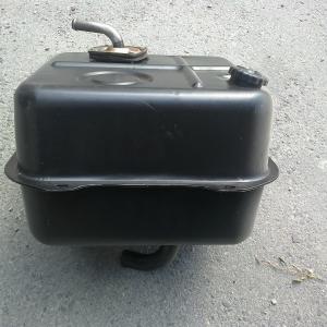 Бак масляный в сборе (самосвальная установка)   5557-8608009