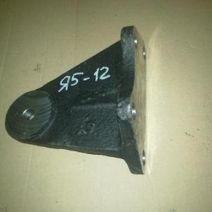 Кронштейн передней опоры двигателя,правый  4320Я5-1001012