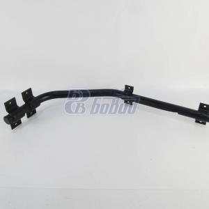 Кронштейн средний заднего крыла 44202Е-8404033